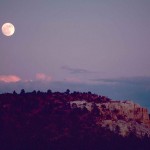 Moon_over_El_Morro_national_monument